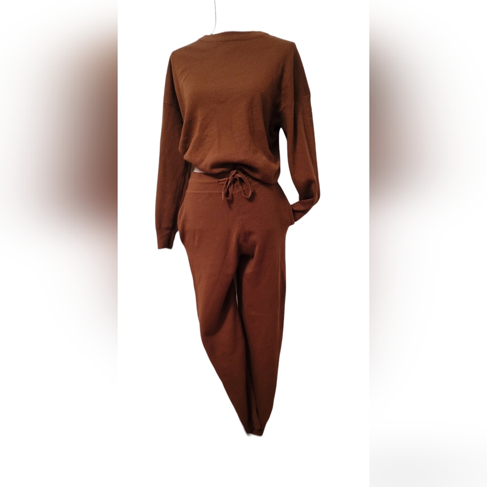 Two piece set